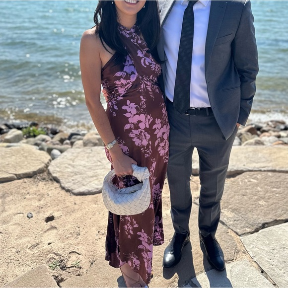 Reformation Madison silk dress in Kiana, size 0 - Picture 4 of 4